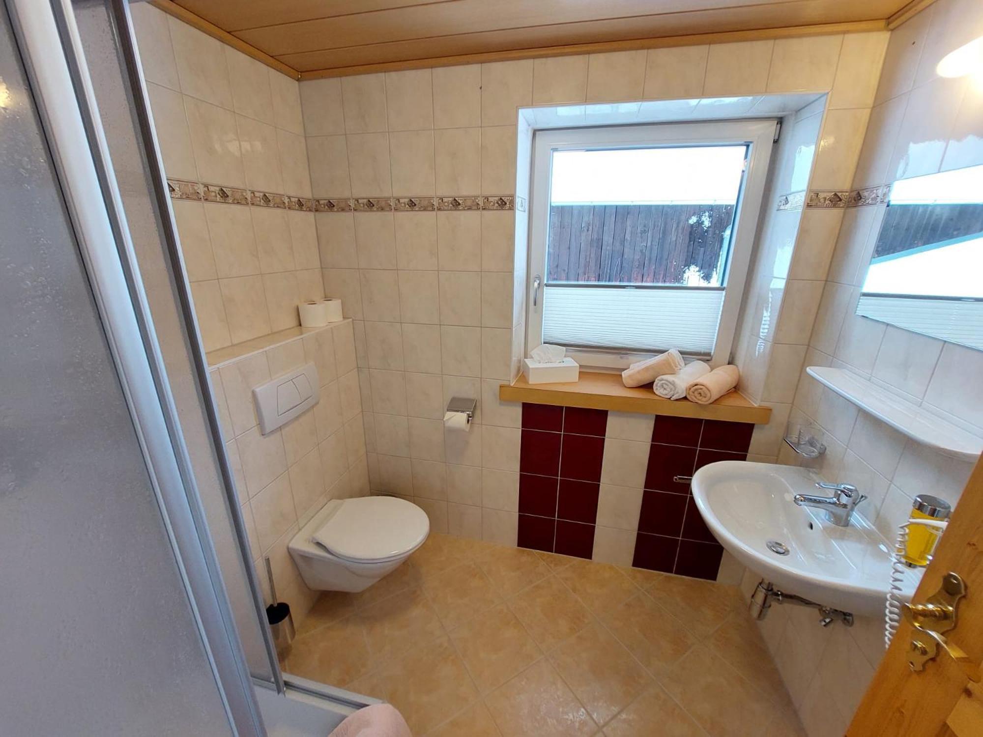 Viktors Apartments Sankt Anton am Arlberg Phòng bức ảnh