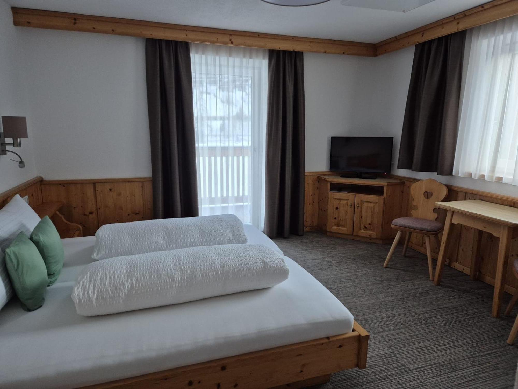 Viktors Apartments Sankt Anton am Arlberg Ngoại thất bức ảnh